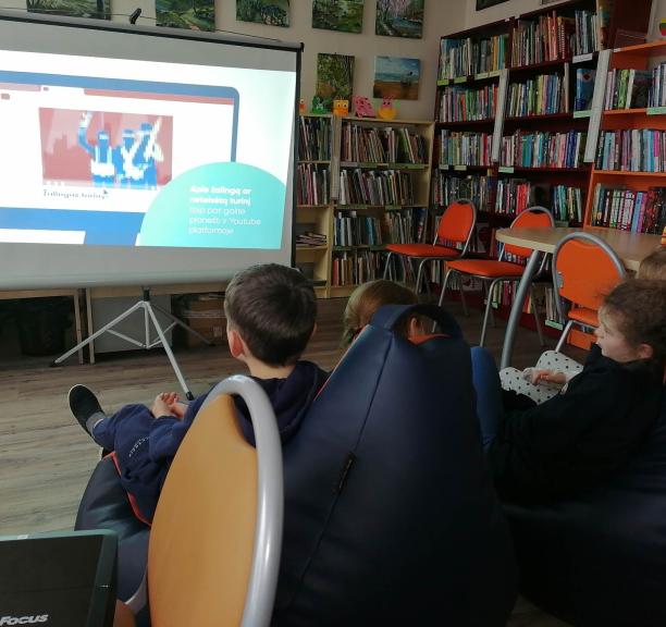 Saugesnio interneto savaitė Eigirgalos bibliotekoje