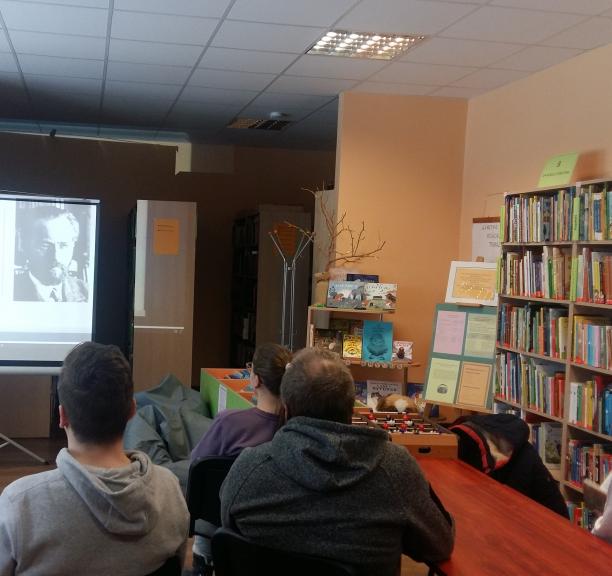 Vandžiogalos bibliotekoje – V. Mykolaičio-Putino gimimo metinės