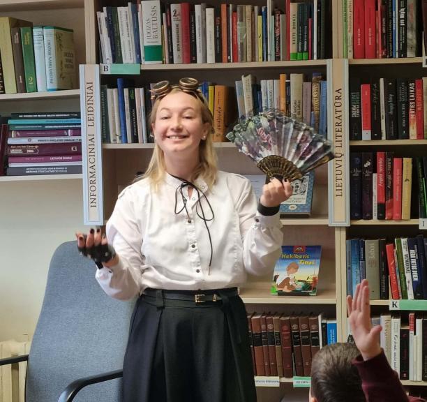 Rudens istorijos Neveronių bibliotekoje