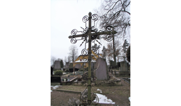 Antkapinis kryžius Pažėrų kapinėse