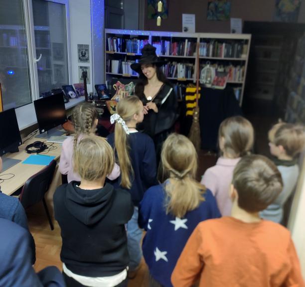 Teatralizuota edukacija „Svečiuose pas Harį Poterį“