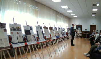 Liudas Mažylis pristato Vasario 16-osios Signatarų autografų parodą